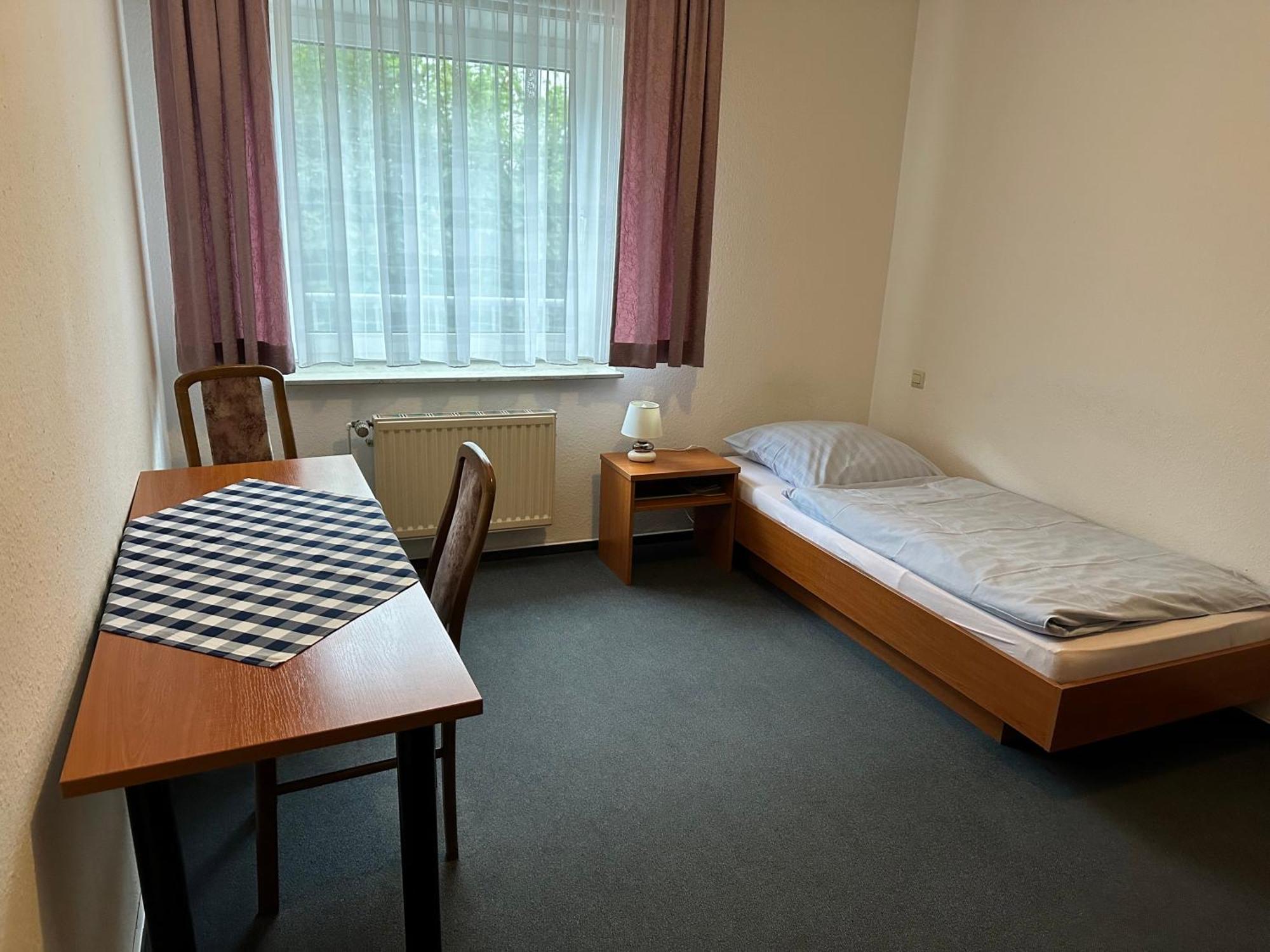 Hotel Haus Pegasus Garbsen Habitación foto